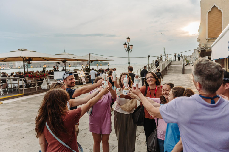 Venice: Evening Cicchetti & Wine Tour with Generous Tastings Private Venice at Sunset: Cicchetti, Food & Wine Tour
