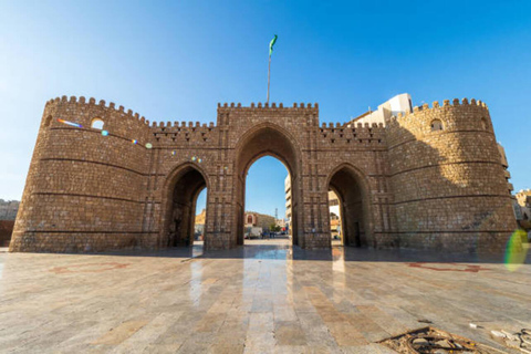 Full Day Private Tour: Adventure &amp; Luxury in Charming Jeddah