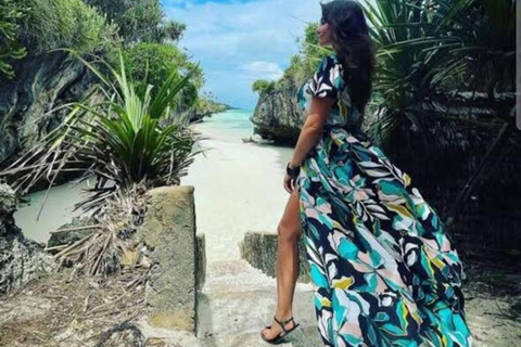 Zanzibar: Jozani & Salaam Monkeys, Mangroves & Secret Beach