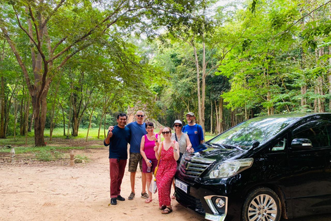 Privat taxitransfer från/till Siem Reap - Phnom Penh CityFrån Phnom Penh till staden Siem Reap