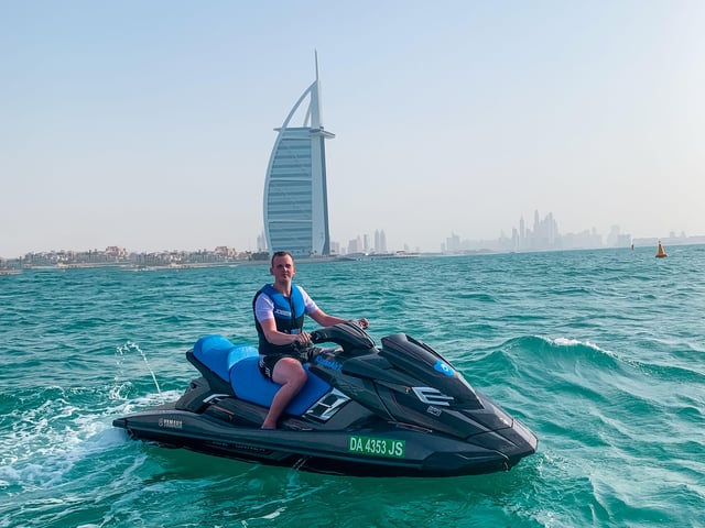 Dubai: Jetski utazás akár 2 fő részére fotókkal és frissítőkkel
