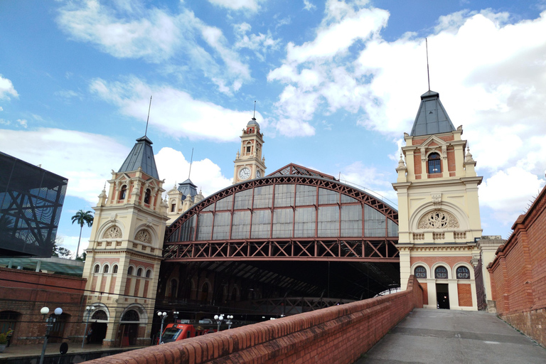 Walking Tour of the Bairro da Luz Walking Tour of the Luz District