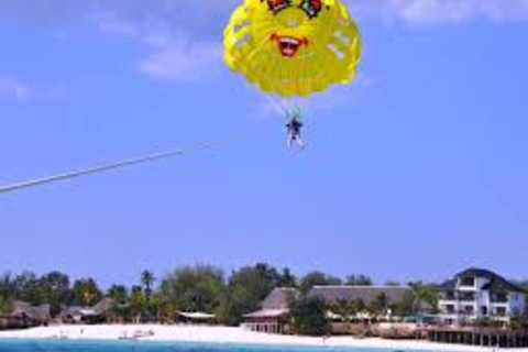 Zanzibar: Aventura de parapente e mergulho com snorkel com almoço