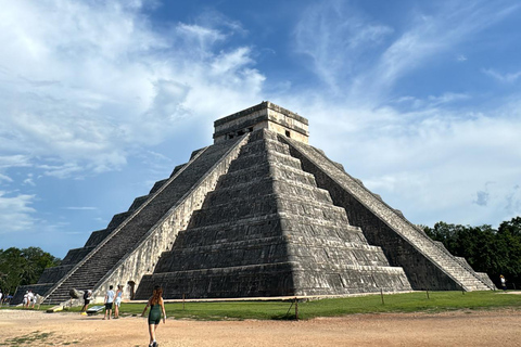 Cancun: Chichen Itza, Cenote and Valladolid Full-Day Trip