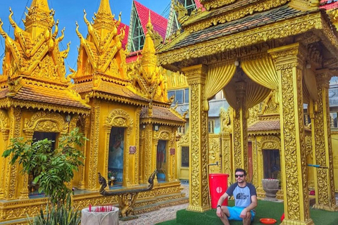 Phnom Penh: Silk Islands, Mekong River Life & Golden Temple Afternoon: Private Tour by Tuk-Tuk -English-Speaking Driver