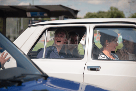 Passeio de carro antigo: Um passeio pela história da Iugoslávia