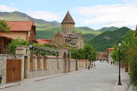 Mtskheta, Jvari, gori, uflistsikhe, histoire et panorama