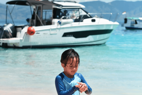 Labuan Bajo: Private Yacht Komodo-Inseln &amp; Manta-SchnorchelnPrivate Yachttour am Vormittag (13:00–19:00 Uhr) – Maximal 6 Gäste
