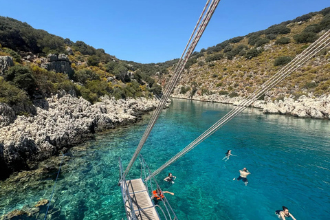 Kaş: Kekova Blue Cruise with Sunken City and 5 Swim Stops