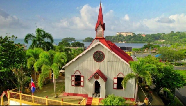 Visit Samaná City Tour + Los Haitises & Cayo Levantado Island in Samana