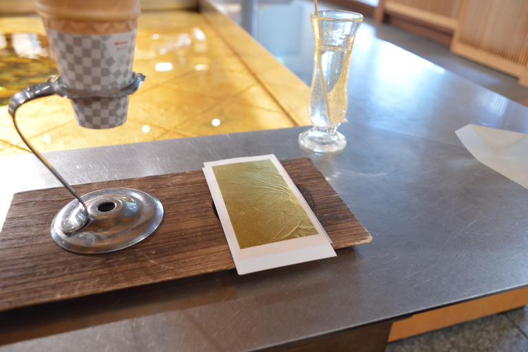 Kanazawa: Gold Leaf Workshop at a Historic Local Maker Gold Leaf Craft Workshop