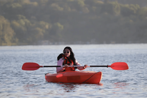 San Salvador: Sunrise Kayaking on Lake Ilopango