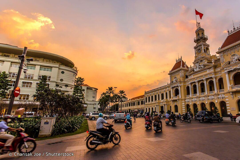 Esplora Ho Chi Minh City con una jeep car