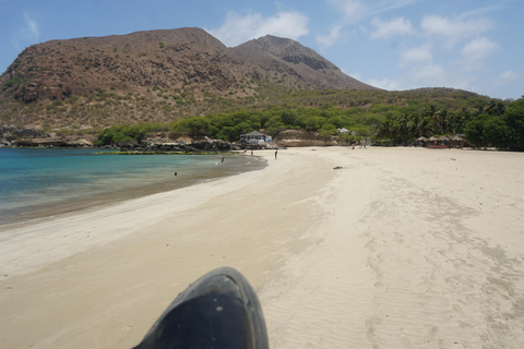 Santiago : visite des points forts avec baignade à la plage de TarrafalPoints forts Circuit de l'île de Santiago avec baignade à Tarrafal