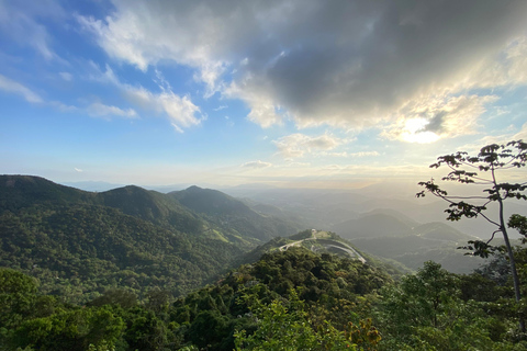 Tour privato di un giorno a Petropolis: Città Imperiale