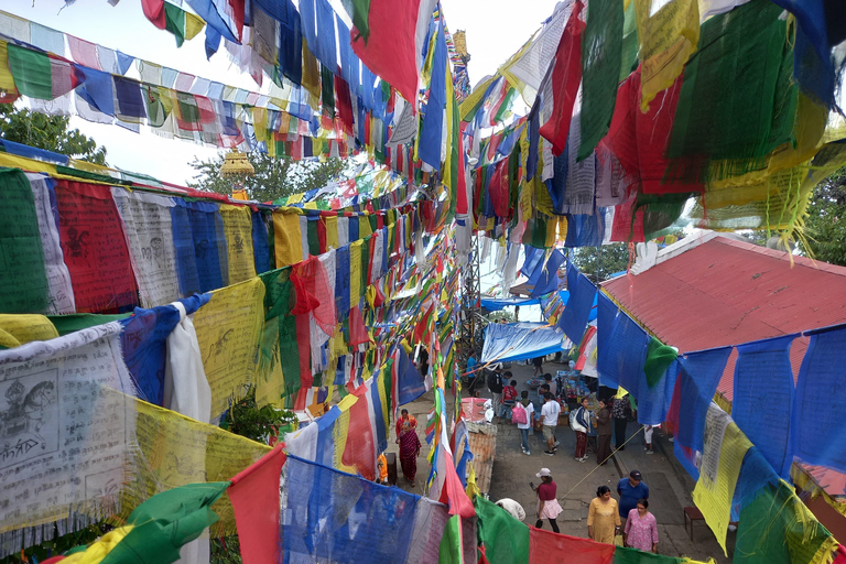 Kathmandu: Nagarjun Jamacho Monastery Guided Hike
