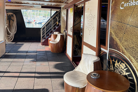 Alanya All-Inclusive Pirate Boat Tour with Foam Party&Sunset Alanya All-Inclusive Sunset Pirate Boat Tour with Transfer