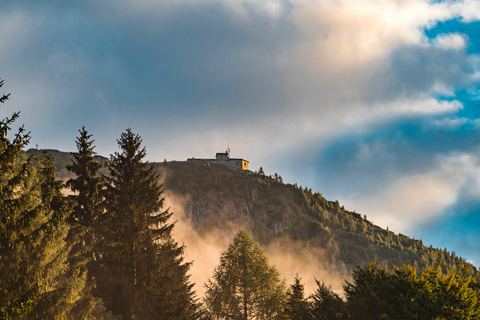 From Munich by minivan: Hiking tour to Eagle's Nest