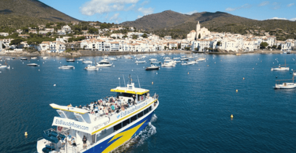 From Roses: Costa Brava Cruise, Cadaqués Stop & Audio Guide