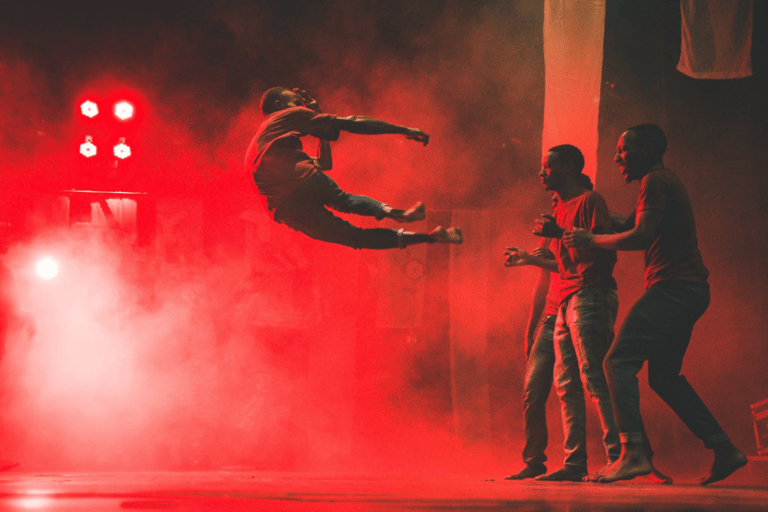 Kampala: Nightlife Tour with 3 Bars and Drink