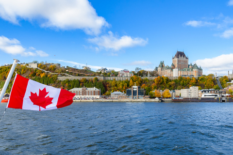 Québec : croisière touristiqueQuébec : croisière touristique en soirée