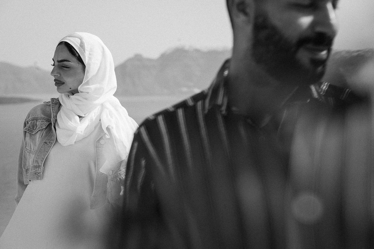 Santorini: Romantic Video Reel and Photo Shoot