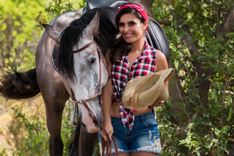 From San José: Sarapiquí Zipline, Horse Ride & Lunch