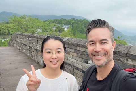 Hangzhou: Jiangnan Great Wall Day Trip by Bullet Train