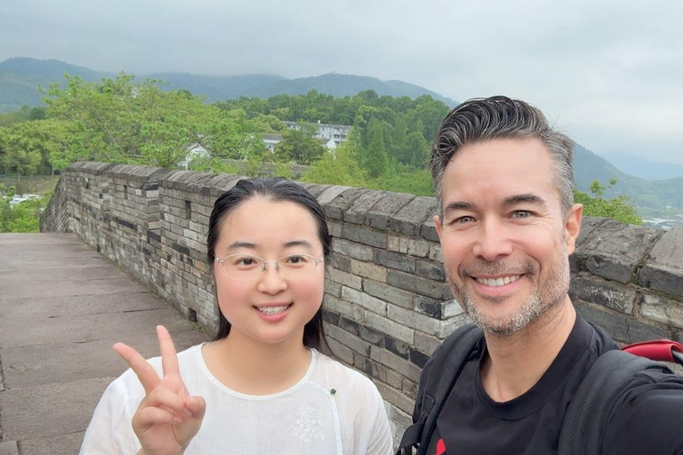 Hangzhou: Jiangnan Great Wall Day Trip by Bullet Train