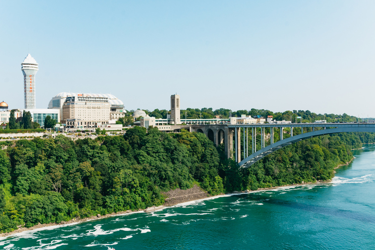 Cataratas do Niágara: Caverna dos Ventos, Passeio de Barco, &amp; Passeio de TrolleyCataratas do Niágara: Tour guiado com barco, caverna e carrinho e guia