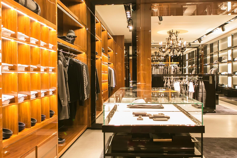 جولة جيرونا وقلعة هوستالريك وقرية روكاجولة في جيرونا وقرية كاستيل هوستالريك وقرية روكا