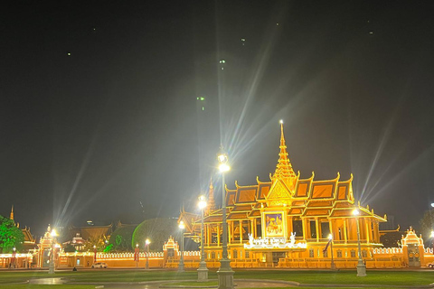 Phnom Penh: Hidden Gems Walking Tour with Local Guide