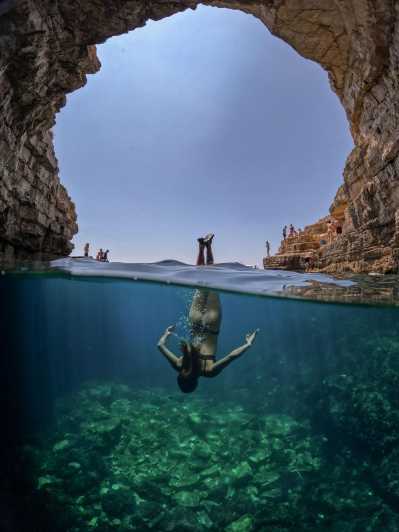 Pula: zwiedzanie morskich jaskiń kajakami i snorkeling