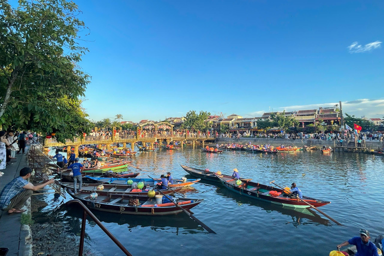 Hoi An: Rejs łodzią z lampionami po rzece Hoai