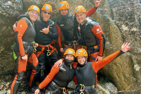 Banff : Excursion au canyon Ghost avec toboggans, rappels et sauts