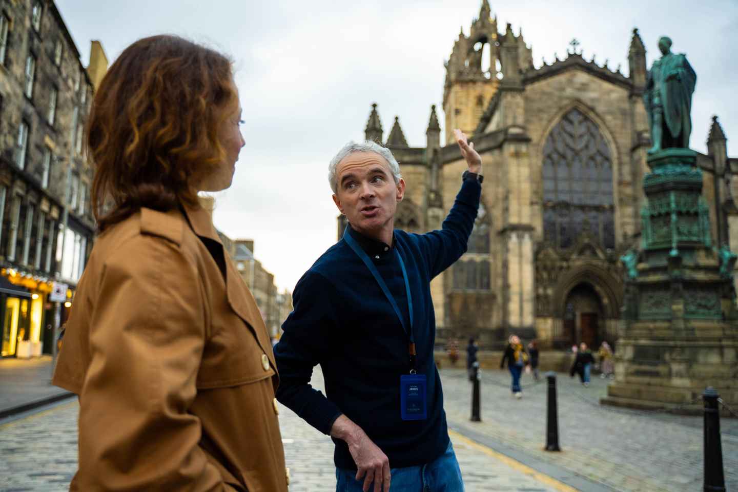 Edinburgh Castle & Royal Mile Walking Tour - Ticket Included