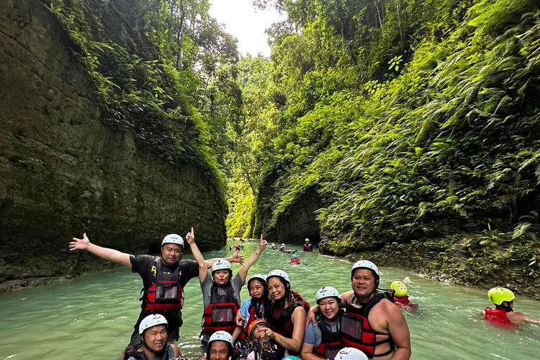 Cebu: Avventura di canyoning alle cascate Kawasan con trasferimenti