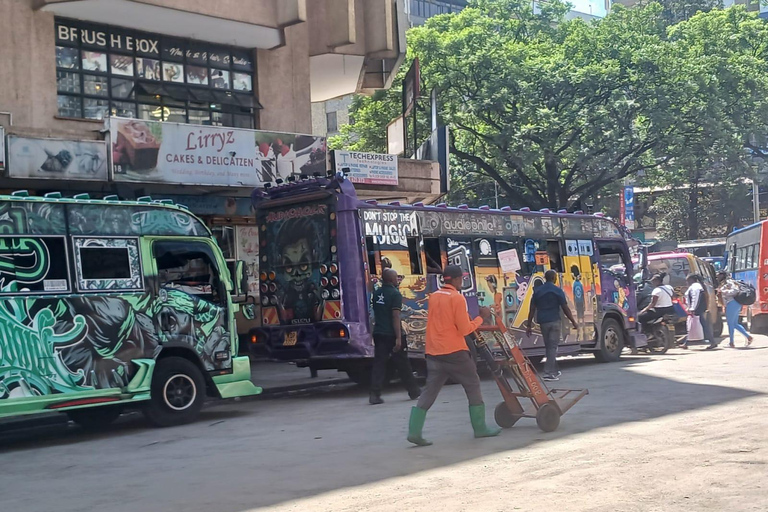Nairobi: City Walking Tour with Local Food Tasting