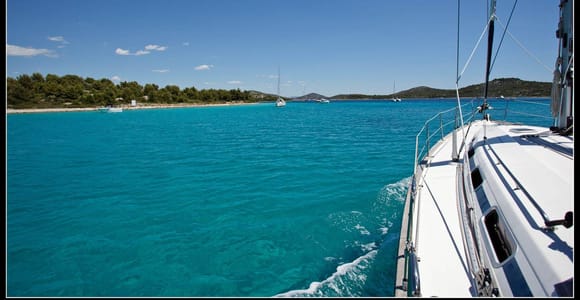 Sukosan: 7-tägige Dalmatien-Yachtkreuzfahrt Kroatien. Luxusjacht.