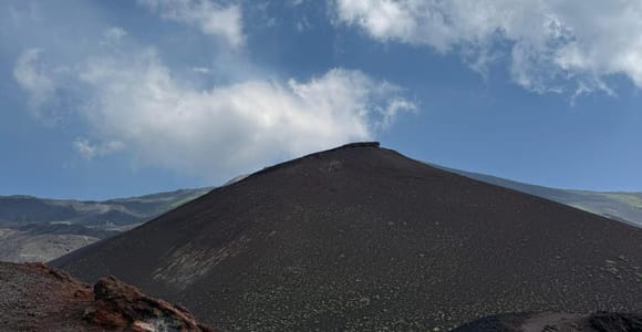 Catania: Jeep-Tour am Morgen zum Ätna und zu den Lavaflussschluchten
