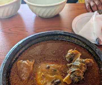 Accra Street Food Tour: Osu Night Market Tour Experience