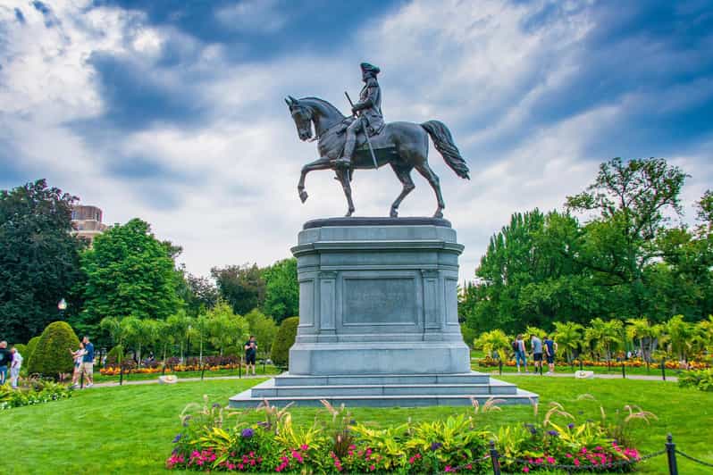 Boston's revolutionary path: The Freedom trail tour