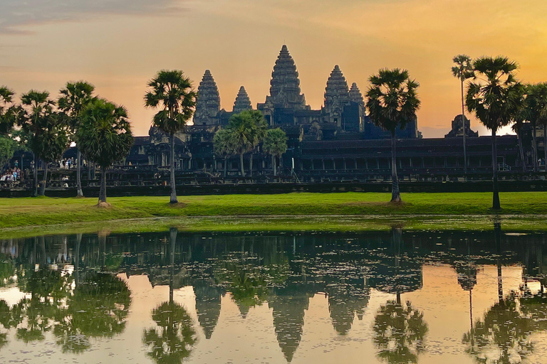 Visite en petit groupe au lever du soleil sur Angkor Wat à Siem Reap