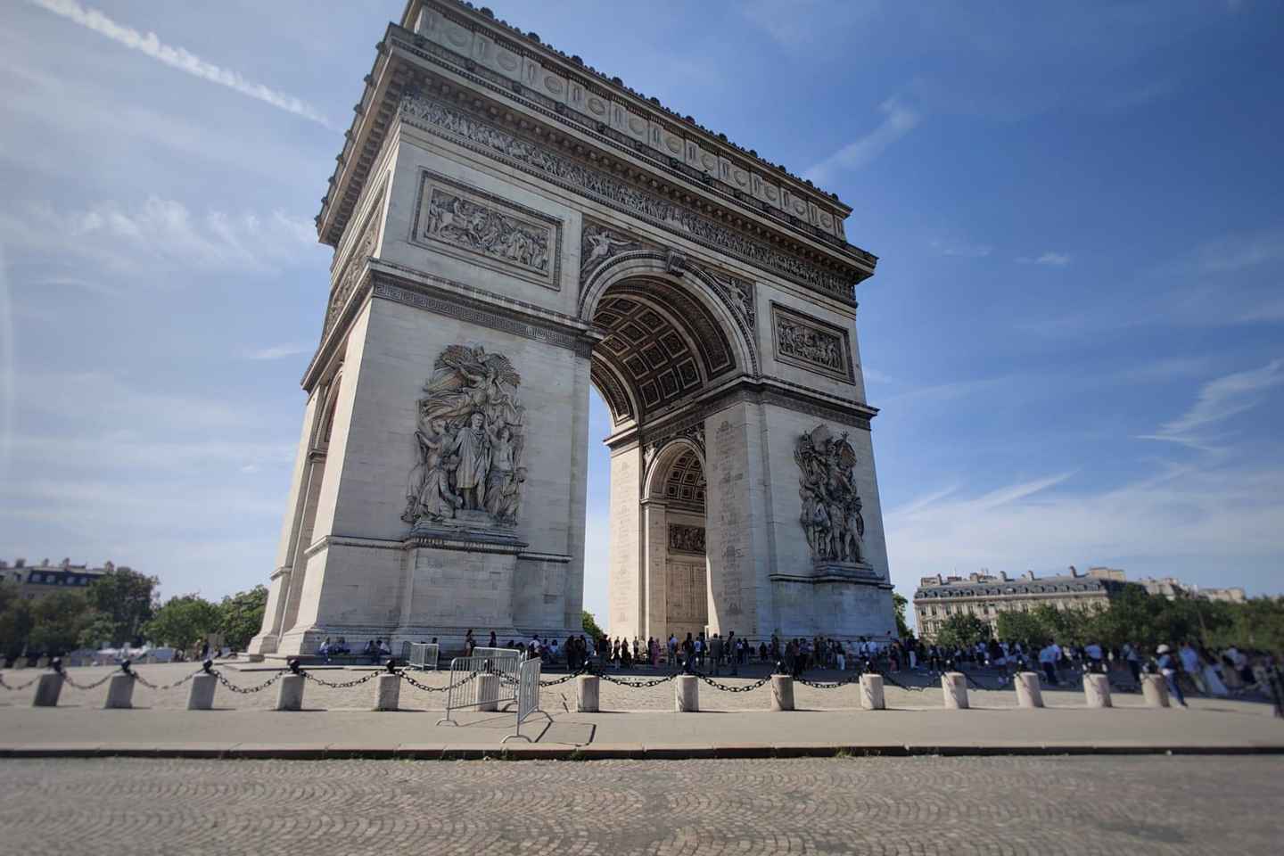 Paris: Champs-lyses & Arc de Triomphe Walking Tour - Champs-Élysées & Arc de Triomphe - Private Tour in English