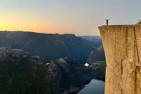 Stavanger/Sandnes: Preikestolen Guided Hidden Nature Hike