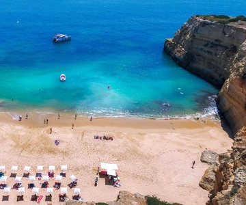 Albufeira : croisière touristique avec barbecue sur la plage et open bar