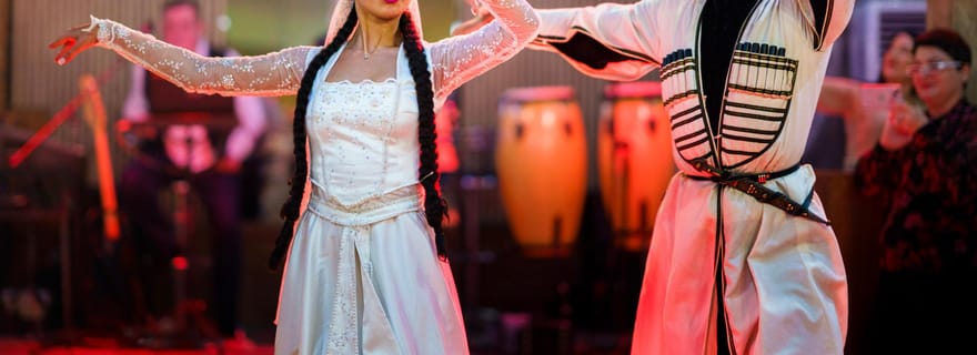 Tbilisi: cena georgiana e spettacolo di danza – serata social