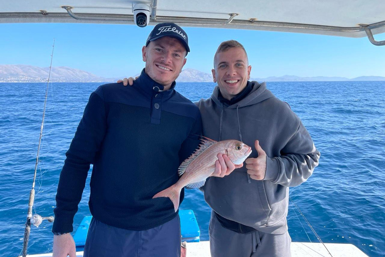 Athènes : Expérience de pêche sur un bateau avec repas de fruits de mer