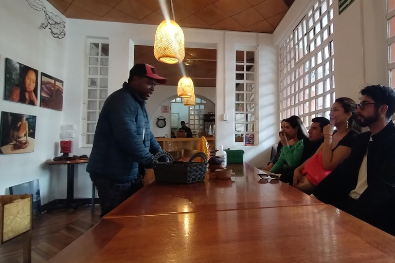 Quito: Historic Center Beer and Aguardiente