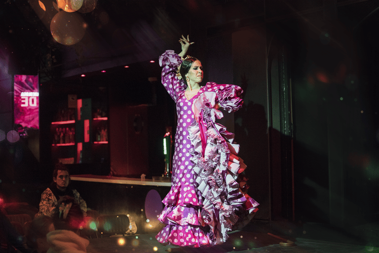 Barcelona: Flamenco Show with Drink at La RamblaZone B